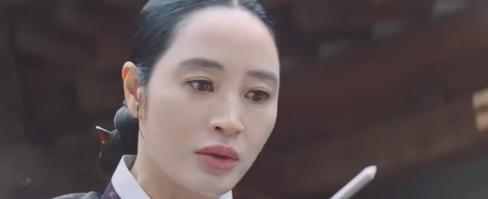 雨伞|《雨伞》13集大反转：义圣君竟然反庶为嫡了，黄淑媛这波骚操作啊