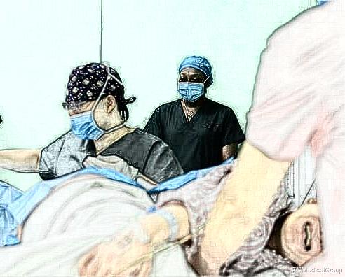 肾移植|小病就不要去大医院了，这样的手术毫无尊严可言