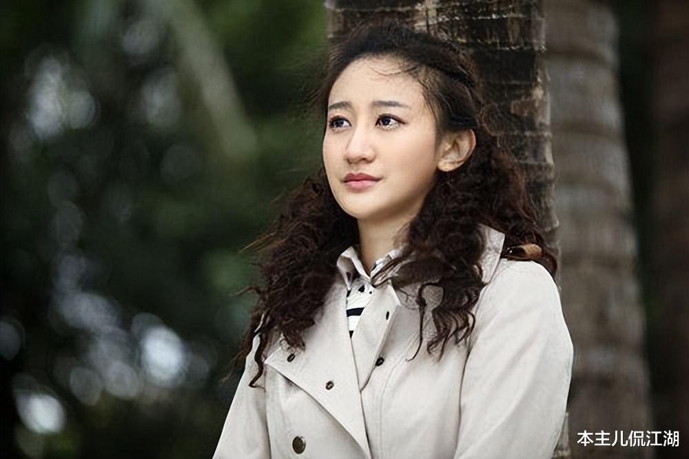 张歆艺|曾泳醍：赵宝刚捧不红，出道12年不温不火，她的运气差在哪里？