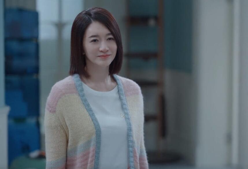 靳东|靳东新剧热播，七位女主演天然脸与硅胶脸对比明显，优雅老去挺好