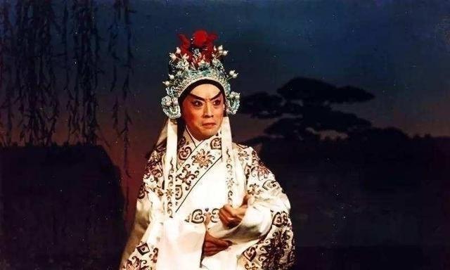 国家京剧院|国家京剧院于魁智被质疑没味，张火丁离开了，当初的国京多辉煌啊