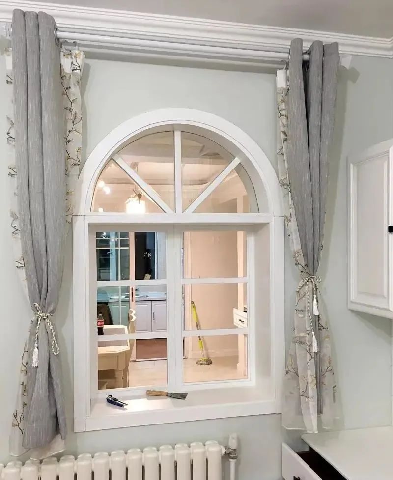 新家刚装好,门槛就被邻居“踏破”了,说我家小卧室比他家主卧大