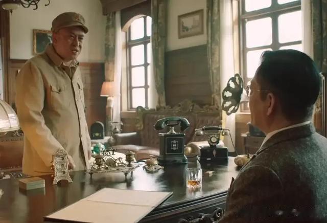 电视剧|电视剧《破晓东方》的大败笔,特型演员年龄过大,纪南音无所不能