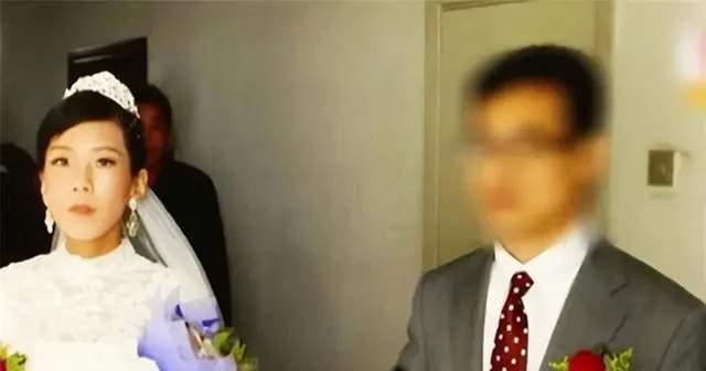 2020年,河南女士患癌需要80万手术费,丈夫跪地痛哭求妻子离婚