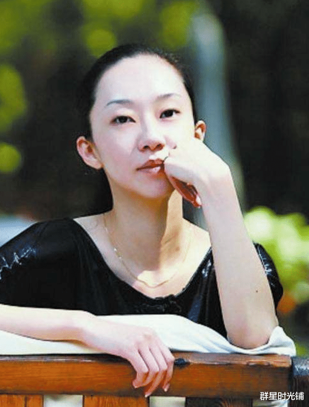 侯瓒|侯瓒：我是侯耀文的长女郭德纲的“妹妹”，与二伯和解后终获幸福