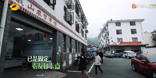 杨迪|他只用一集,就从内娱“油王”到国综之神,何炅杨迪看到他都要闭麦