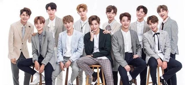 弱小英雄|韩娱爱豆转型这么成功?校园复仇爽剧上线,《弱小英雄》好会拍?