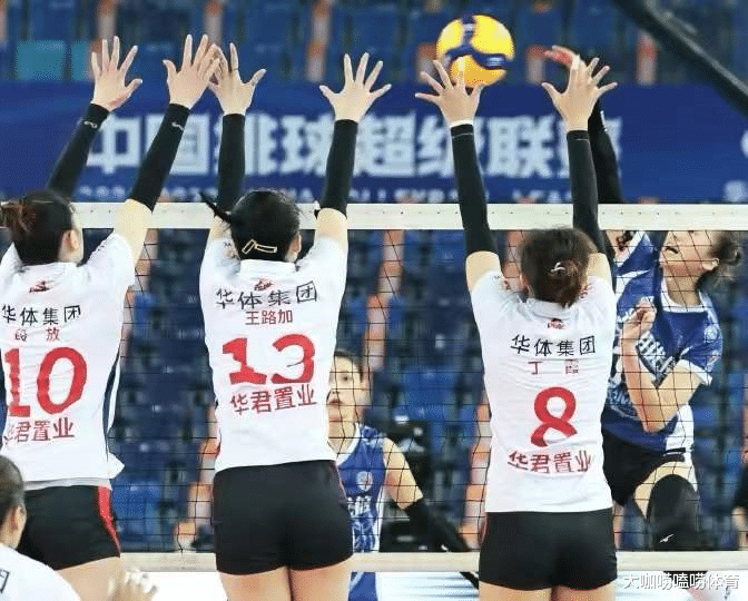 女排|恭喜！女排美女公布恋情，相差3岁姐弟恋，与21岁小男友一见钟情