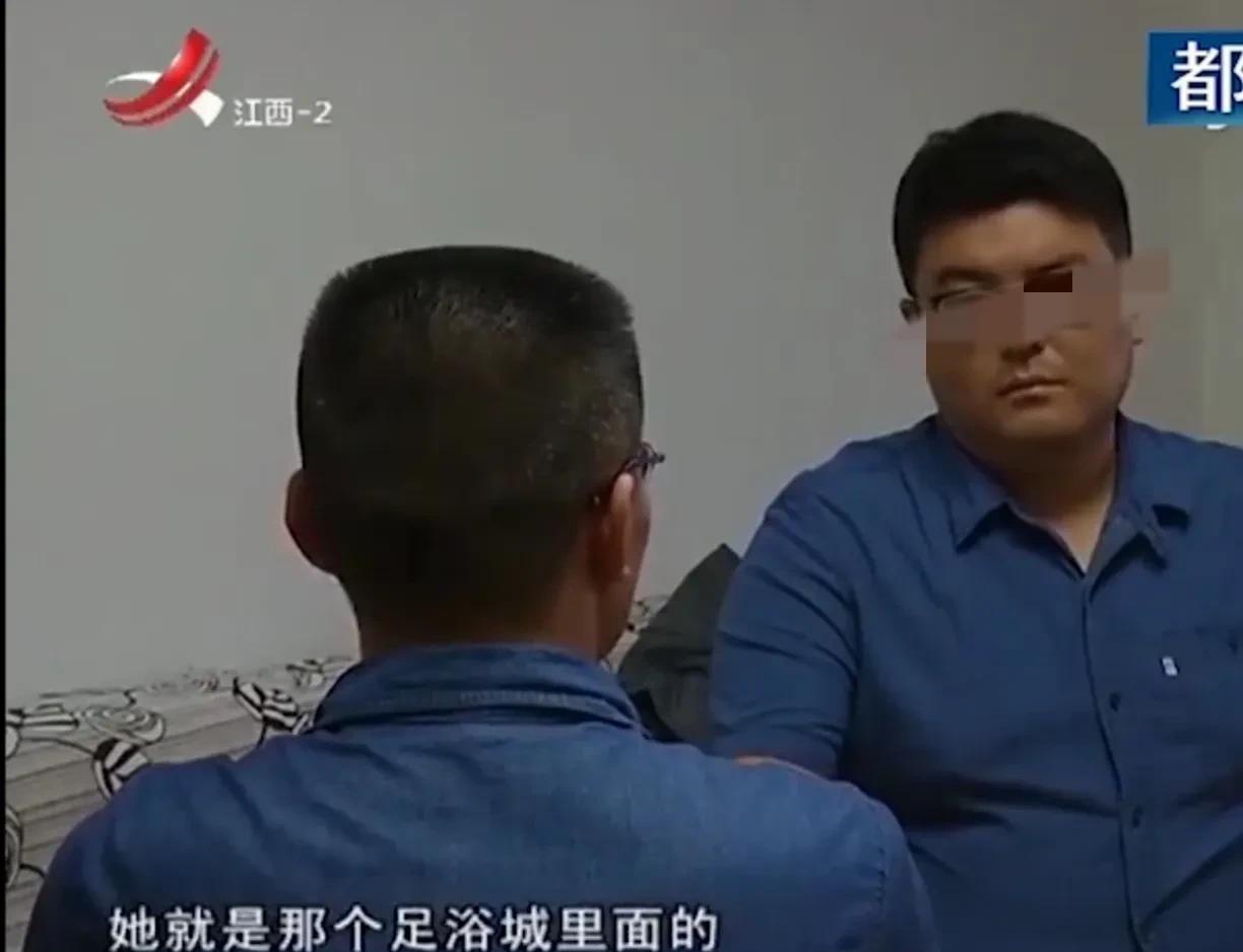 富豪花800万包养洗脚妹三年后才发现是40岁大妈,富豪: 她从不卸妆