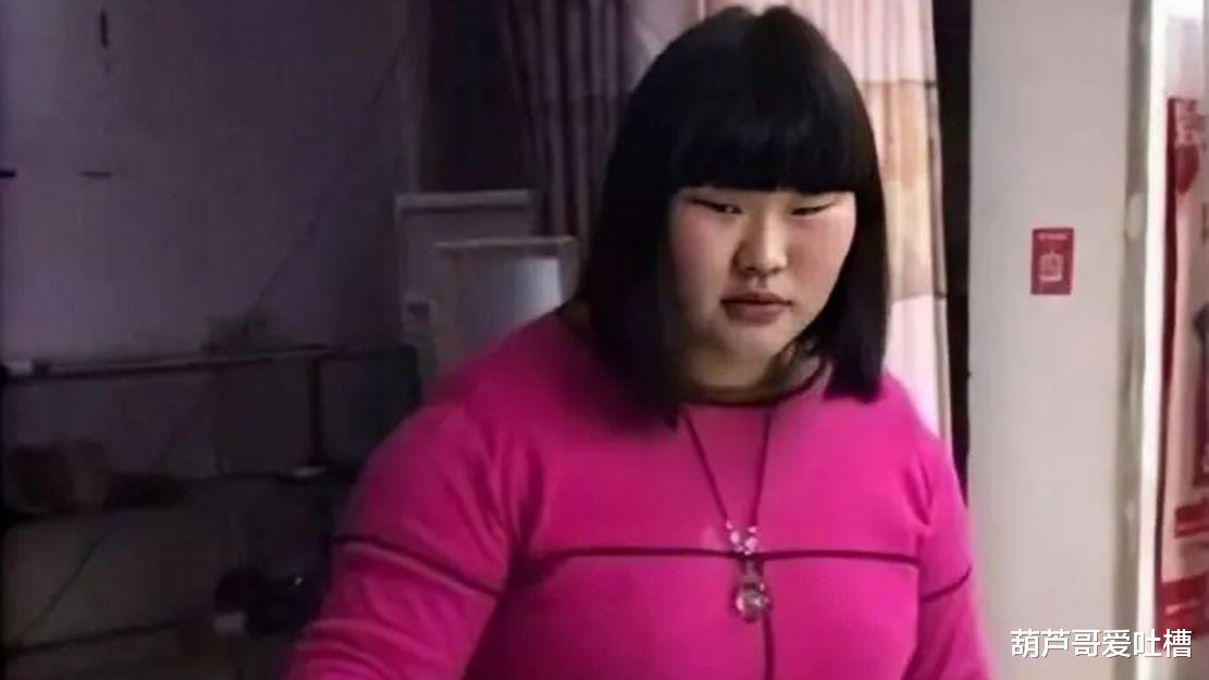 饺子 大衣哥女儿朱雪梅减肥失败，长期半夜点外卖偷吃肘子