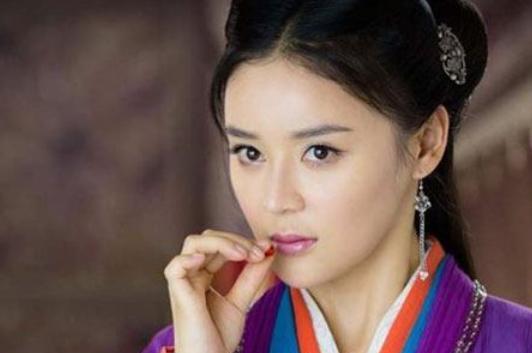 西门无恨|《西门无恨》又将翻拍，女主可能要被吐槽，这次选角难度有点大啊