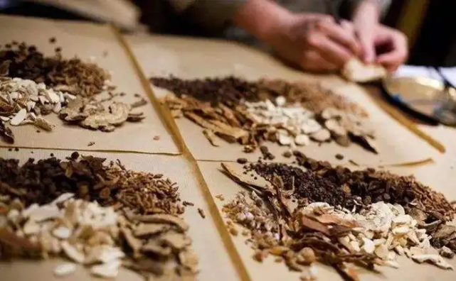 祖传秘方|中医高淑萍，用祖传秘方结合临证经验治癌，因收效甚佳而名扬海外