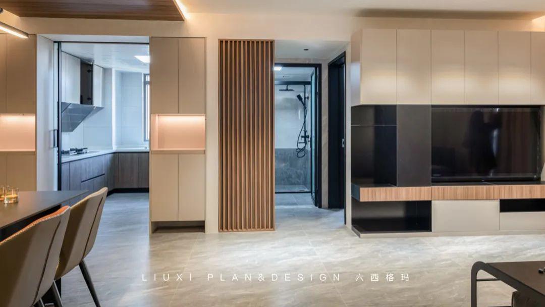 126平米现代风装修设计 无主灯+无踢脚线 90后个性家