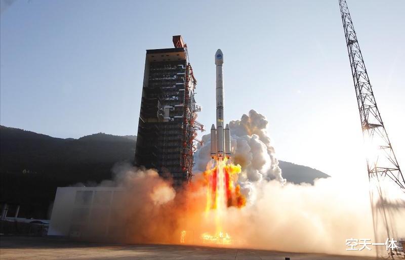 我国连射5枚火箭,将24颗卫星送入轨道,为啥亚太6E卫星最特殊?