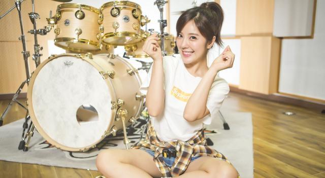 赵奕欢|赵奕欢:火辣身材上位,却自曝月薪5千,生活穷困买不起600元粉底