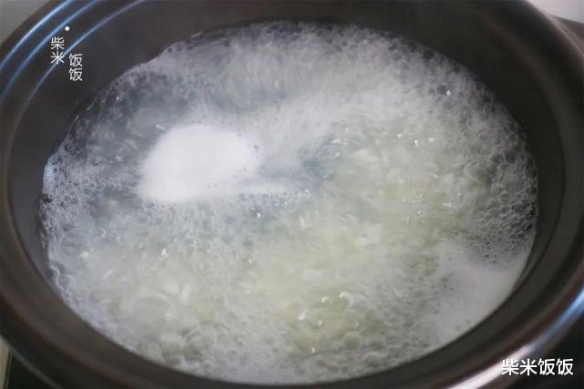 早餐不知吃什么？试试这样煮一锅，简单省事，营养又暖胃