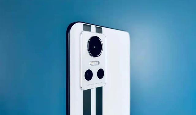 电池|售价2599元起！天玑8100+256GB+150W，明天首销或将一机难求