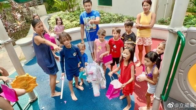 立威廉|立威廉女儿庆生，8岁有长腿有腹肌，曾因长相被质疑致老爸退网