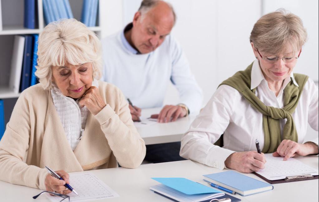 大脑|老年痴呆逐渐增多，生活中经常做这几件事，有助于延缓大脑衰老！