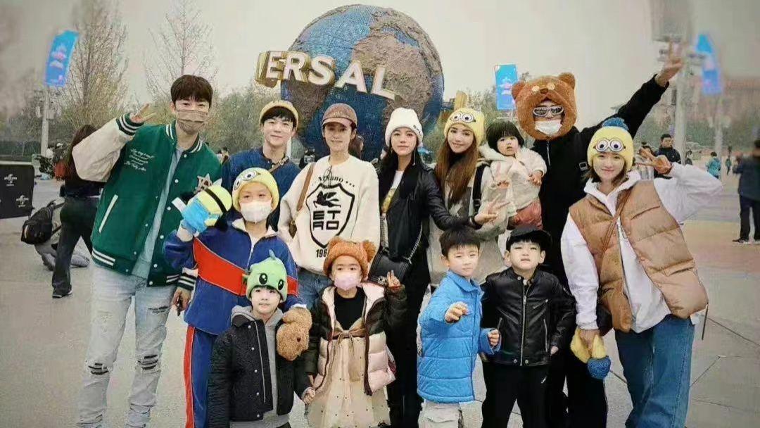 陈妍希|姜潮曝陈晓儿子正脸照，遭网友吐槽！陈妍希罕见晒娃长相酷似陈晓