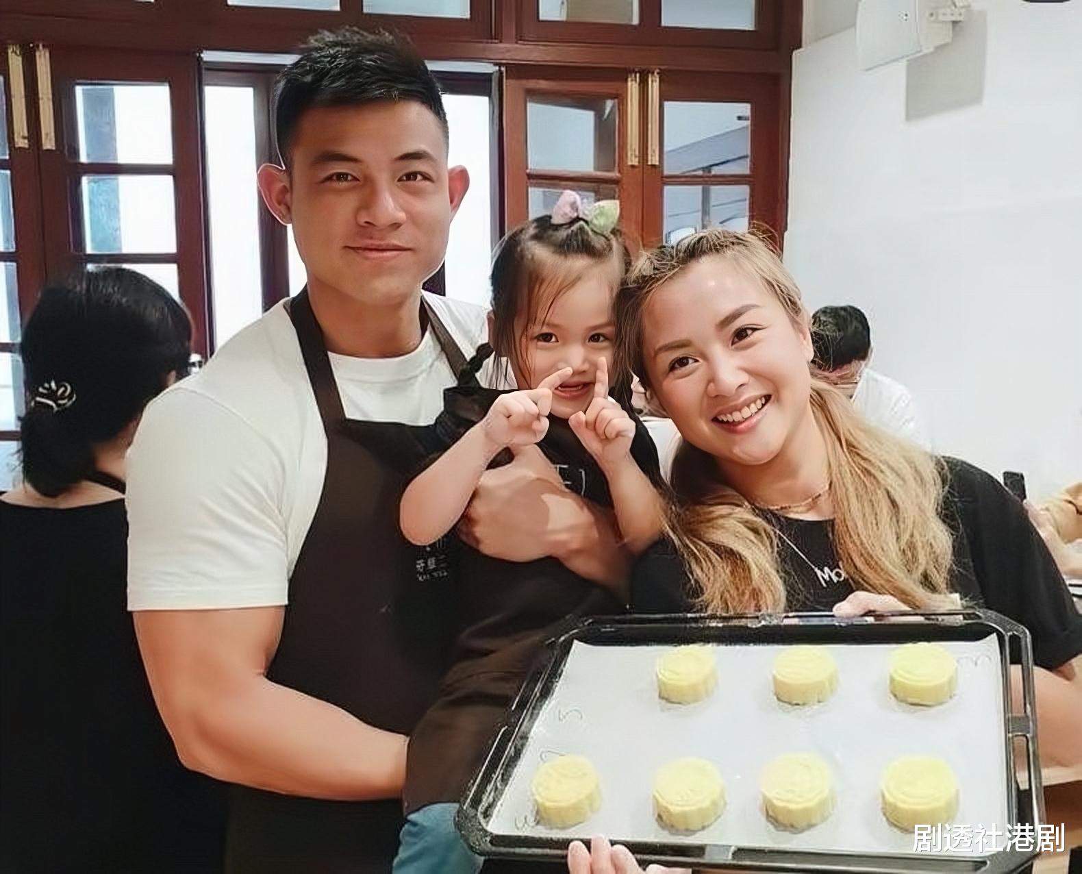 卢颂之|未婚先孕!32岁香港知名靓模和对象正式注册结婚,已育有一子一女