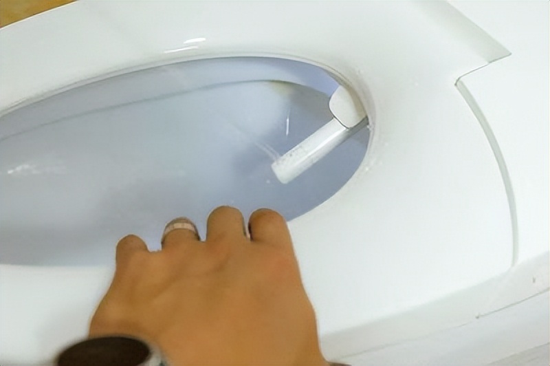 被“吹上天”的智能马桶，值得入手吗？用了3年，谈谈真实感受