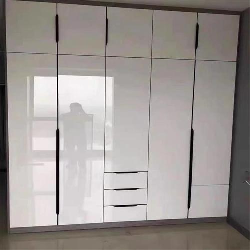 定制柜子,门板如何选择更大气?我来告诉你!