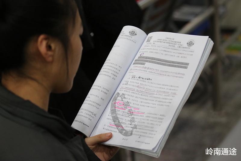 大学|本科生，研究生，博士生哪一个更难就业？哪些行业更受他们青睐？