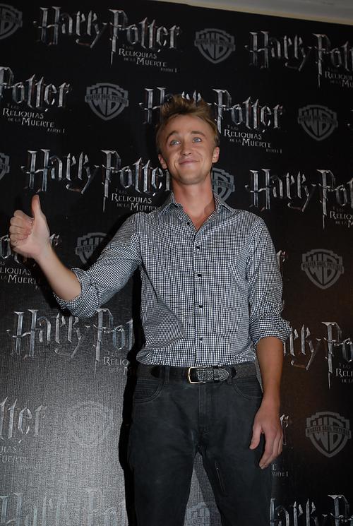 J.K.罗琳|《哈利波特》马尔福演员因支持罗琳遭到网暴，罗琳反击嘲讽者