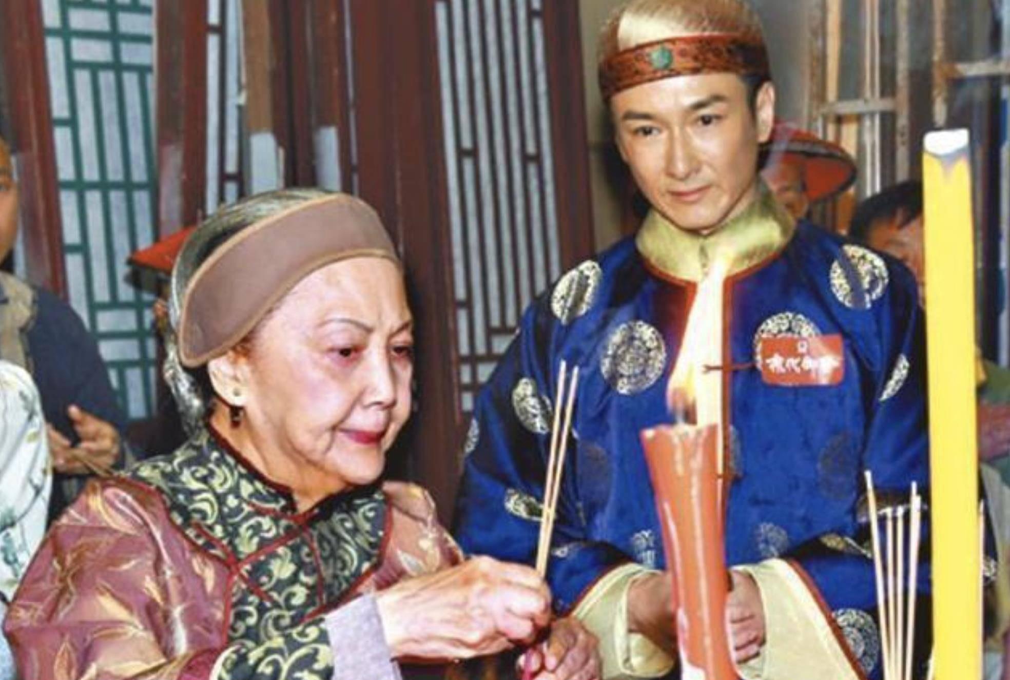 |儿女不孝、自捐财产,这7位演员晚年独居养老院,过得不如普通人