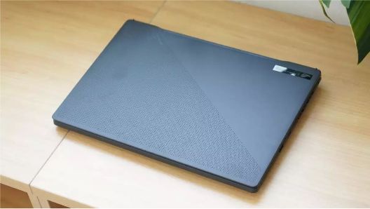 耳机|为自己选购一款高性能笔记本电脑,以及不可缺少的电脑配件推荐。