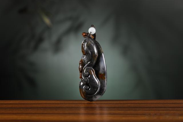 |三色籽料 青花和田玉 五子登科 吉祥如意