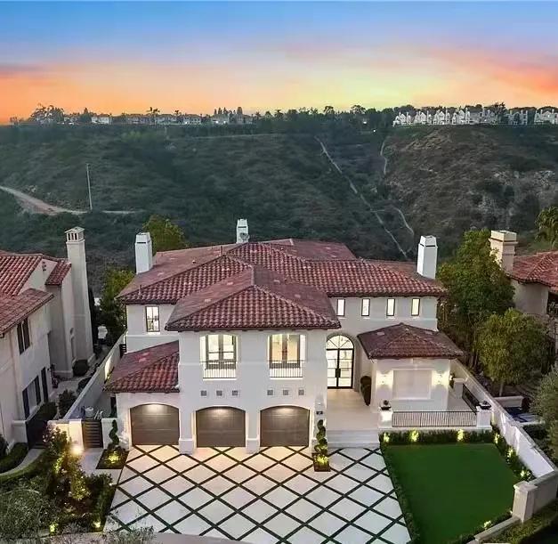 |是美国的别墅贵还是中国的别墅贵，终于有人解释清楚了