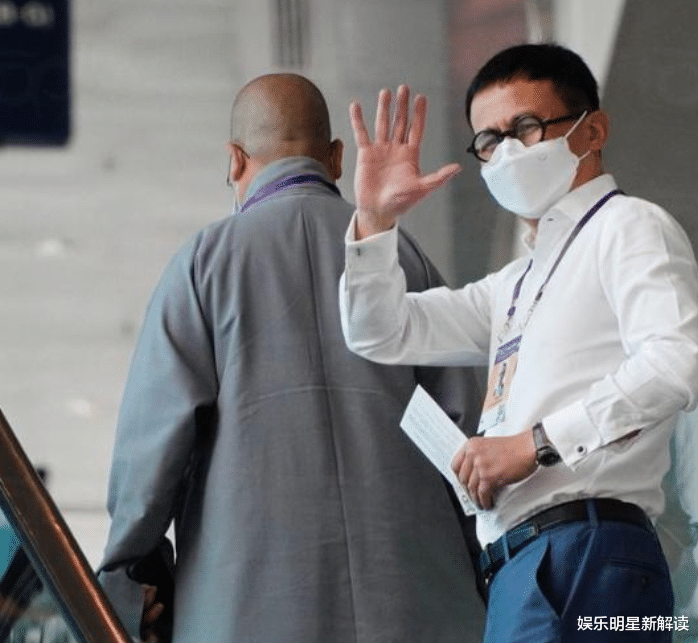 梁洛施|与李泽楷复合了?梁洛施在游艇高调过节,精心打扮晒礼物