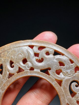 和田玉籽料|汉 和田玉籽料沁色 透雕 螭龙纹 玉璧