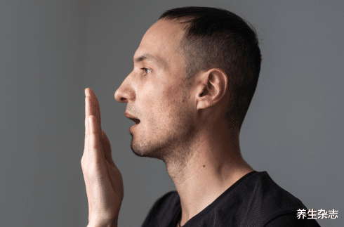 胃病|幽门杆菌“缠身”,身体3处不会“说谎”,医生:1个不占,胃还算强壮