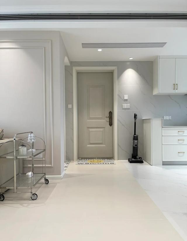 90后独居女孩的家,因太会布置而走红,网友:这是每个女孩的梦想