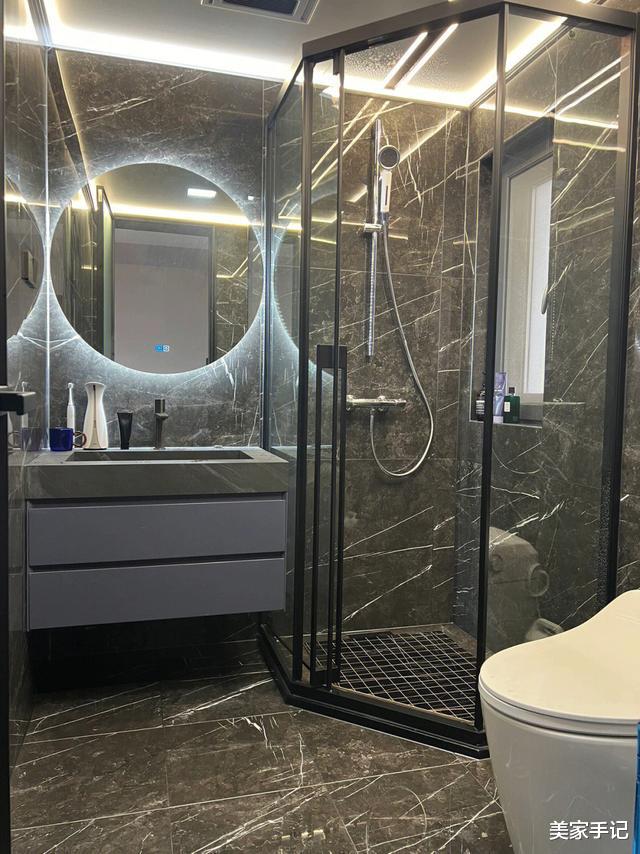 江苏夫妻拒绝“过度装修”,把172㎡家装修得堪称教科书,太高级了