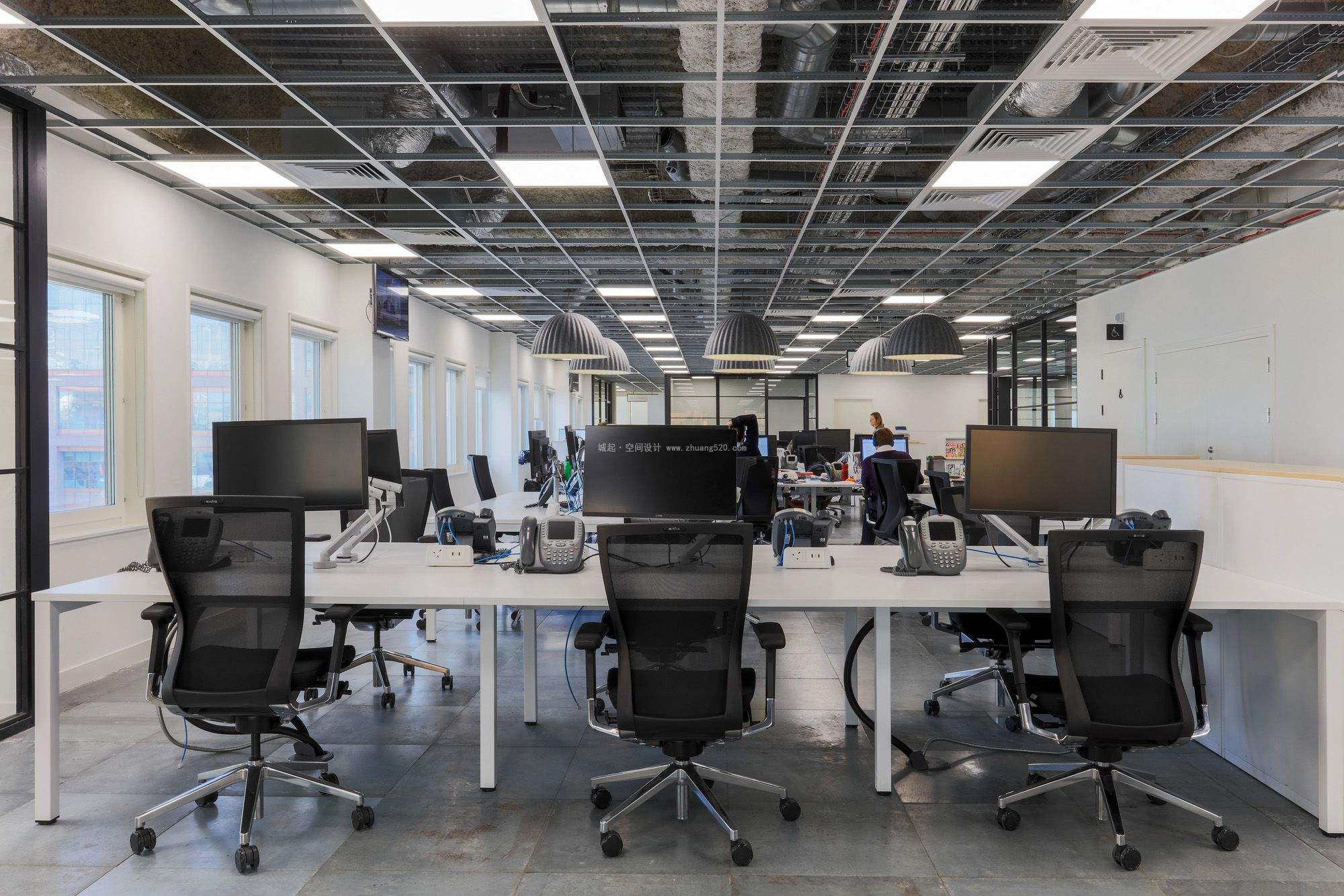 职场故事|越来越多的朋友,职场走到了中年,你在职场中经历了哪些职场阶段