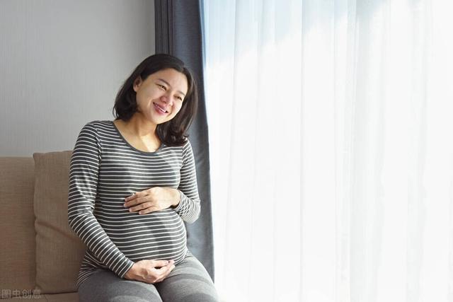 产假|女子入职即怀孕,被辞退后打官司索赔20万,没想到评论区一片嘲讽