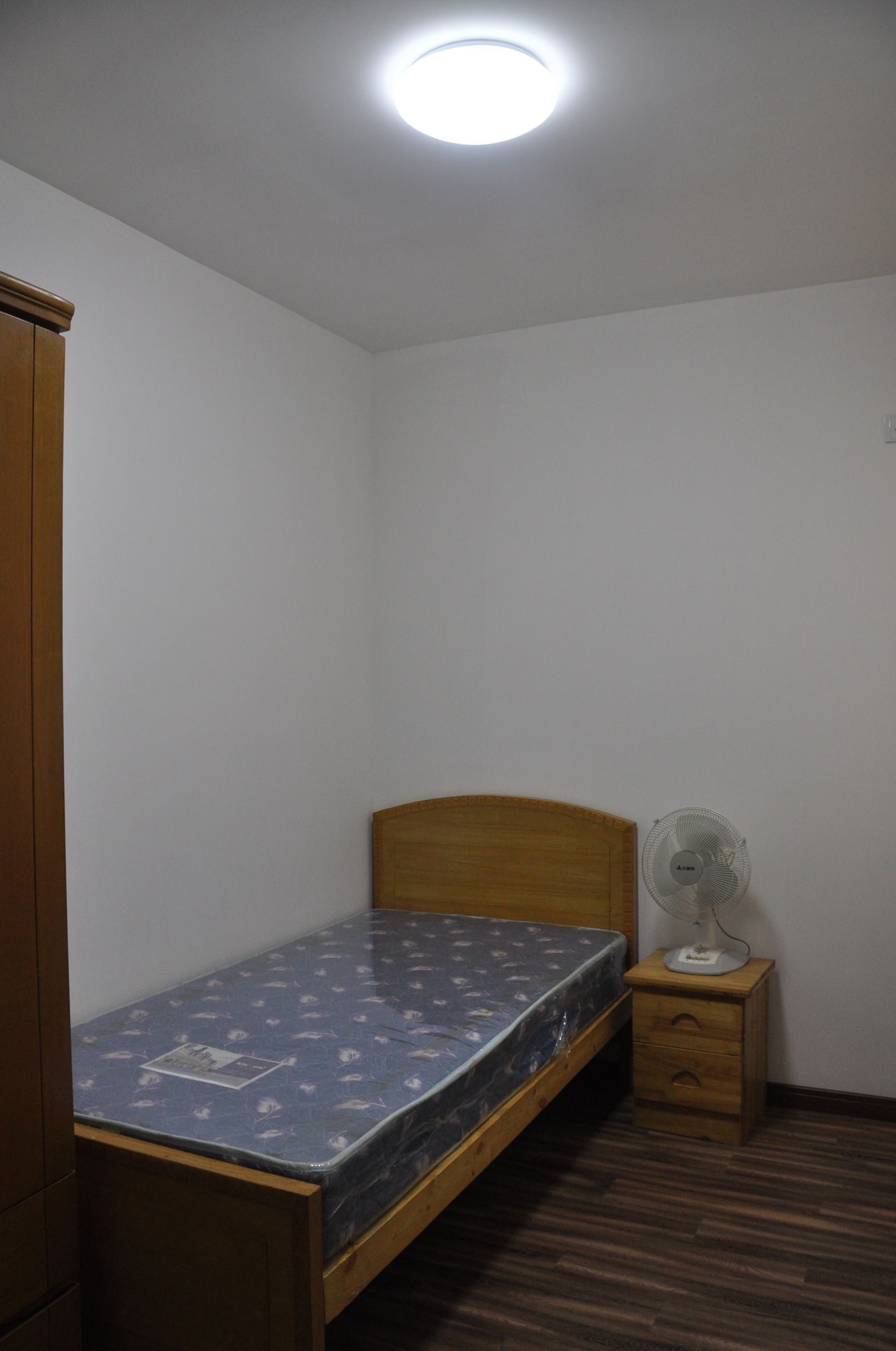 老房翻新改造花费1万元,效果比预期好,2000块都有人来租!