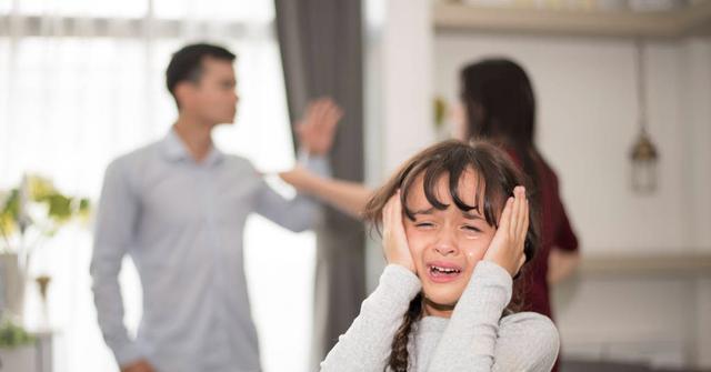 reits|35岁女子常年在外上班，弟弟住进她的房屋后，竟想低价买下房子！