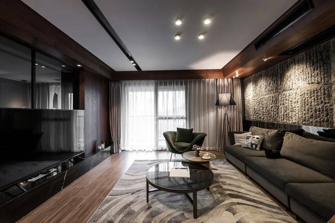 复古港风,都市精英偏爱的冷硬派家装