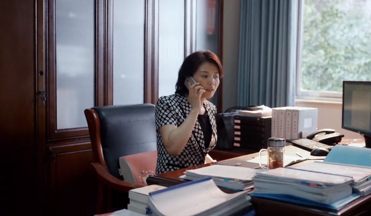 刘涛|不硬凹少女后，刘涛演女部长惊鸿一瞥，事实证明不扮嫩也能演好戏