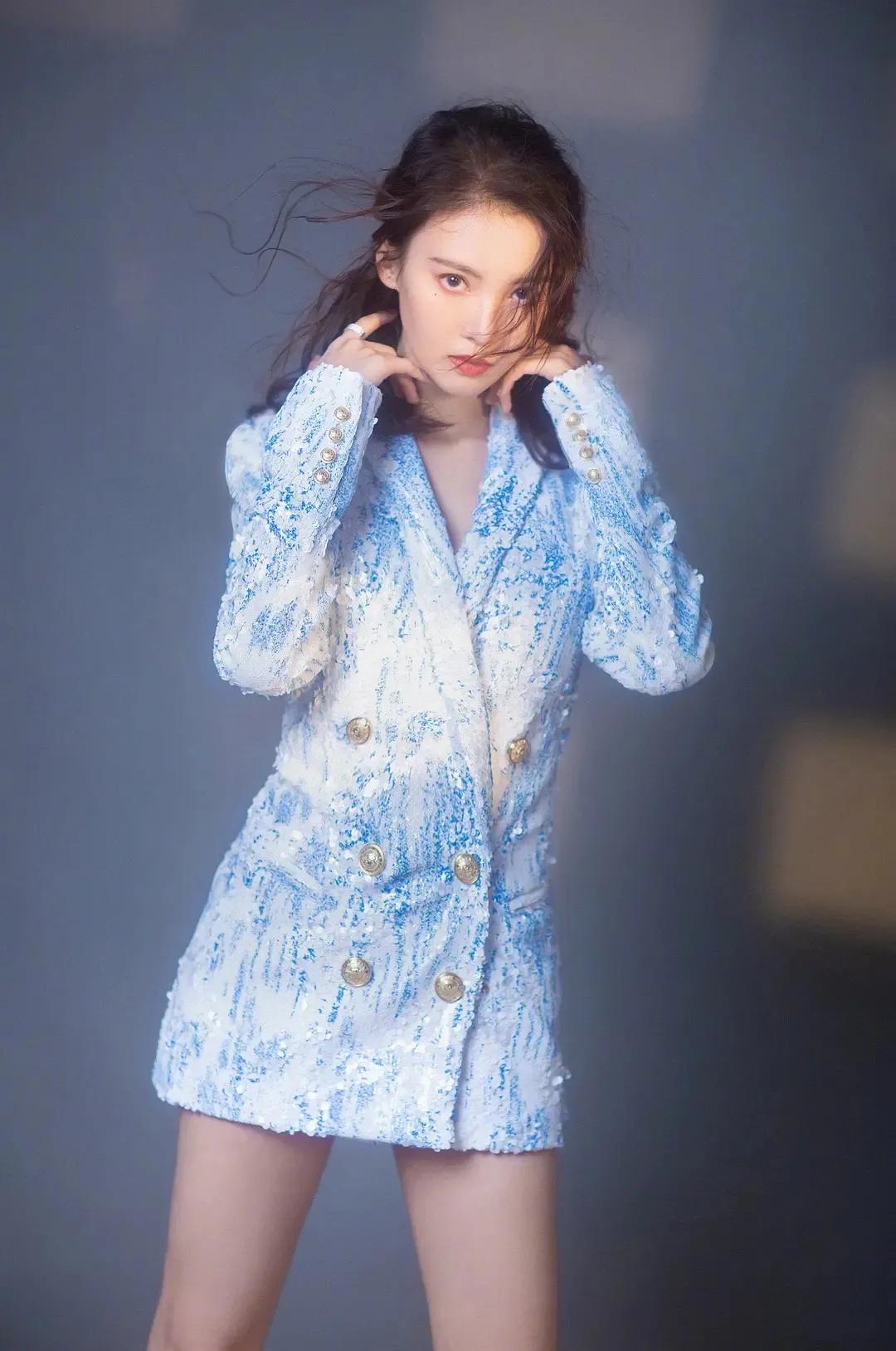 金晨|顶级性感名模金晨,冷感、美艳,出类拔萃