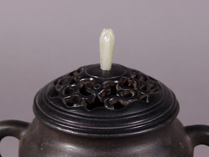 |清 松月侣款铜胎熏炉摆件