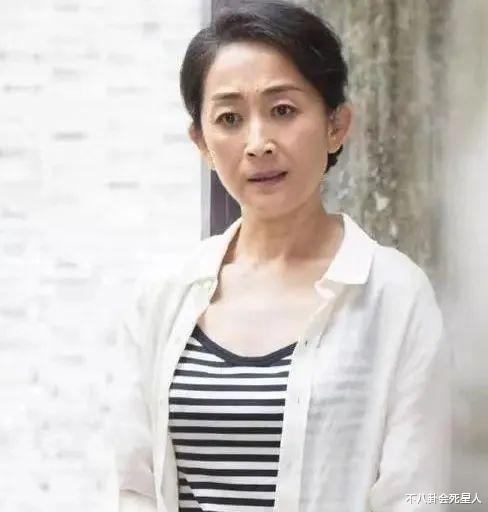 袁姗姗|“无儿无女”演员养老现状：杨昆直播叫卖，潘虹皈依佛门求心安