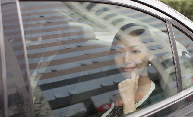 |单独和领导坐车出差聊什么?切记“三聊三不聊”,高看一眼受重用