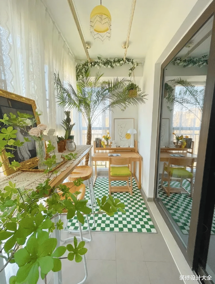 阳台封窗又丑越贵？老师傅苦笑“那是你不懂得这样设计！”