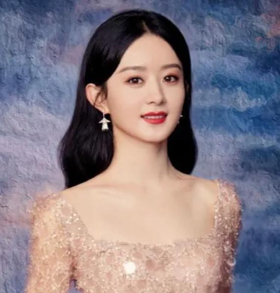 李佳航|曝李佳航补办婚礼,何炅主持杨紫《爱情公寓》压场,28名明星祝福